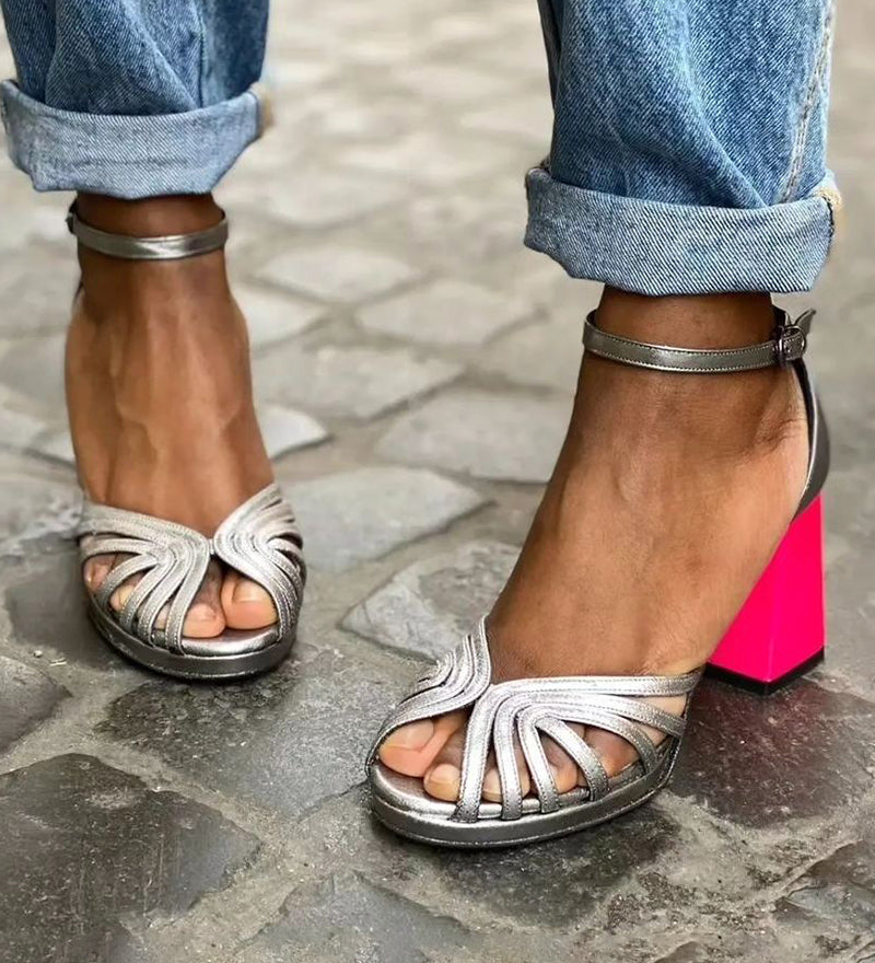 Serafina™ | Shiny sandals with a thick heel and elegant strap