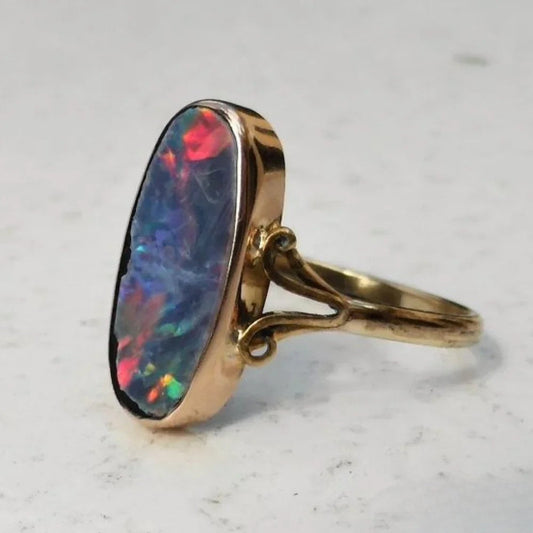 Luxury Retro Opal Ring with Unique Design