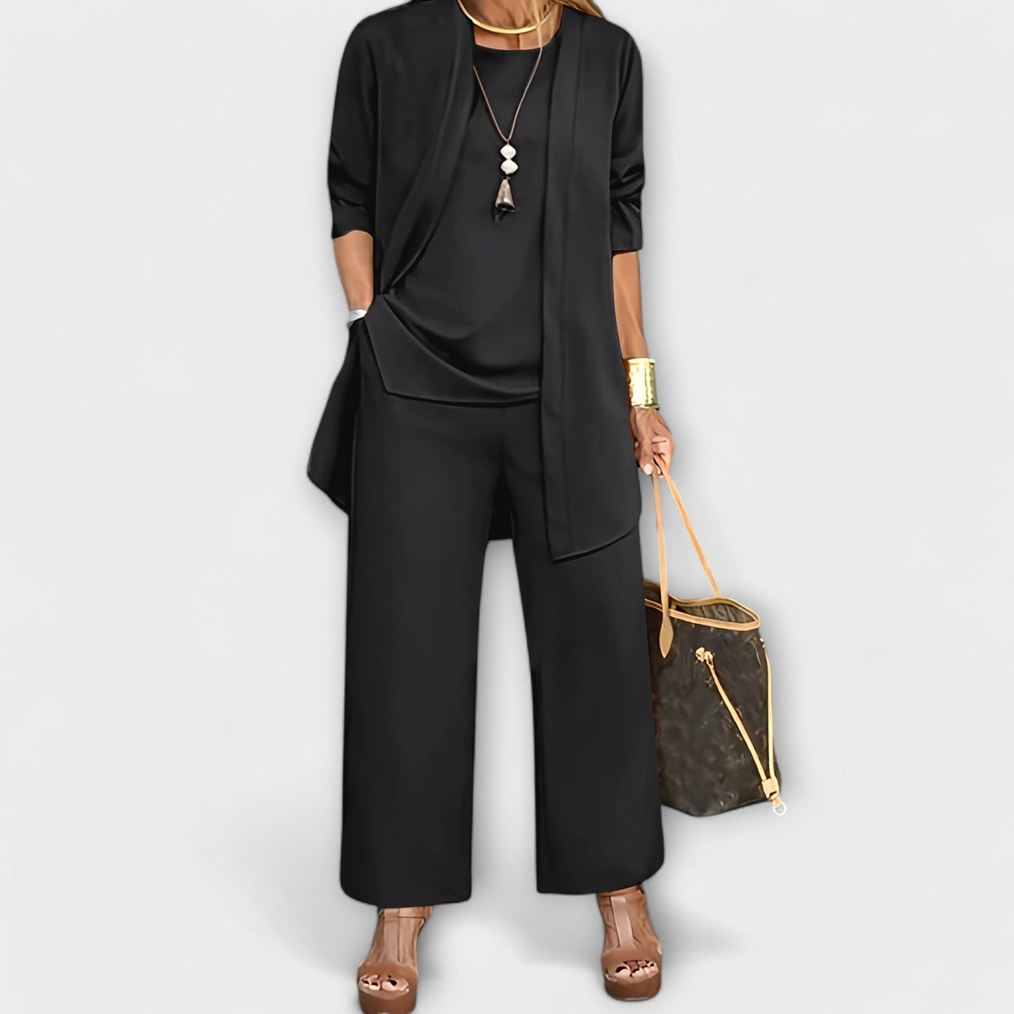 Laura – Three-Piece Set with Soft Sweater