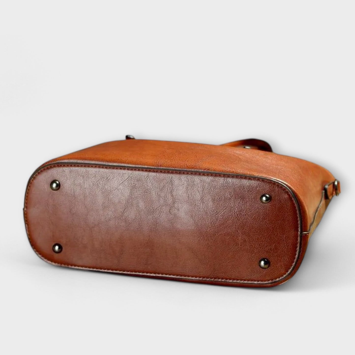 Laura Vintage-Style Side Bag - Style and Functionality