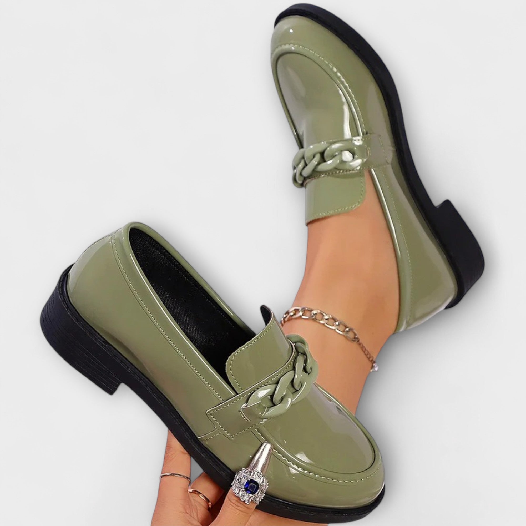 Lumi – Round Shape, Elegant Moccasins for Leisure