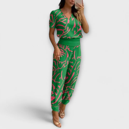 Eirmelin – Elegant Set with Top and Pants