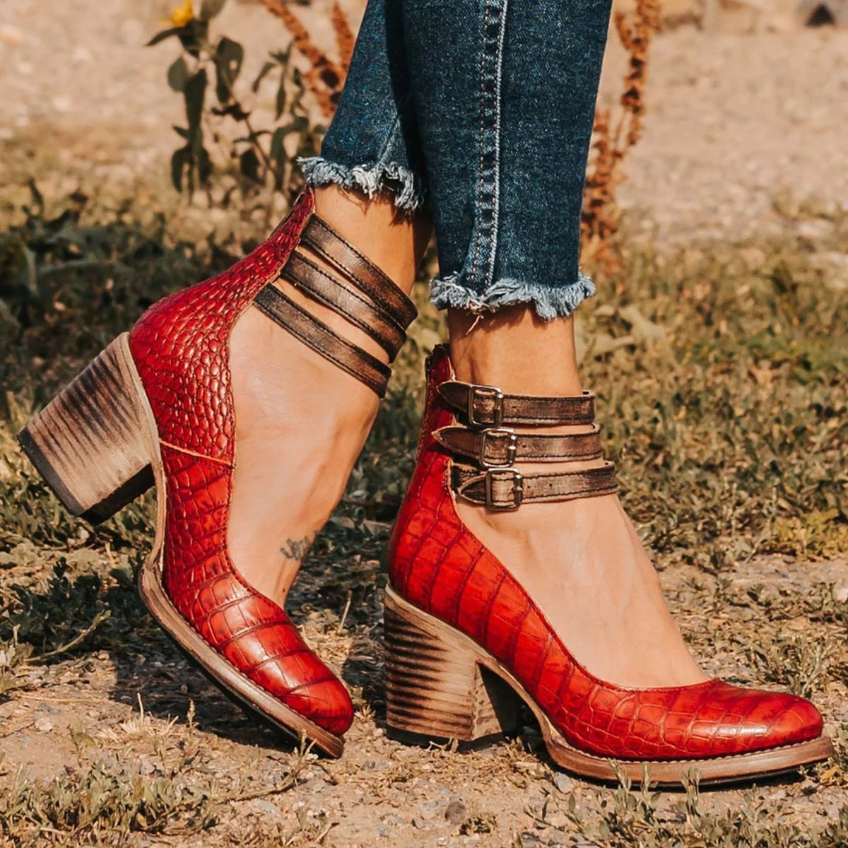Ginbra™ | Pump Shoes with Multiple Straps and Thick Sole