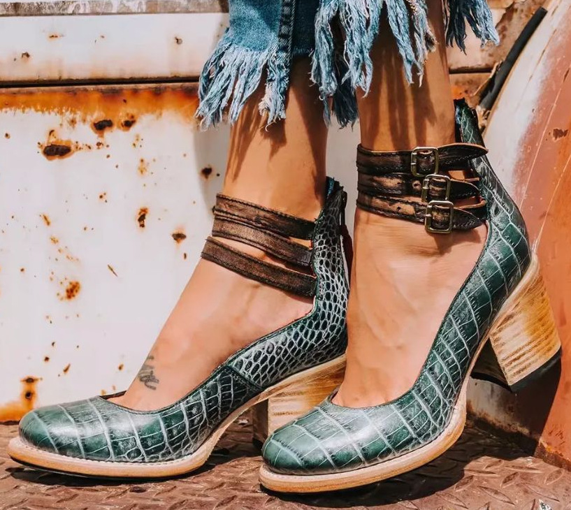 Ginbra™ | Pump Shoes with Multiple Straps and Thick Sole