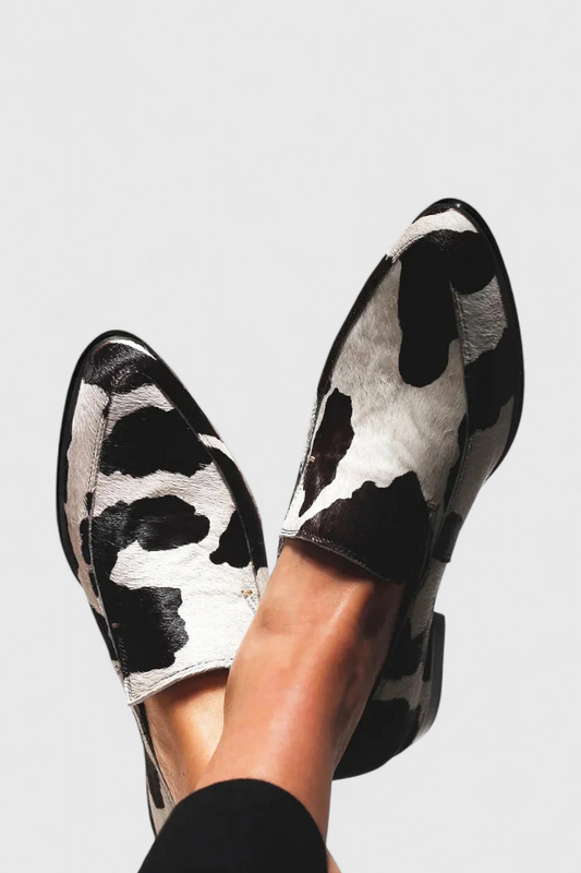 Elegant Mules from Karna with Low Heel and Animal Print