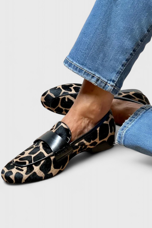 Anlora Leather Moccasins with Low Heel and Unique Design