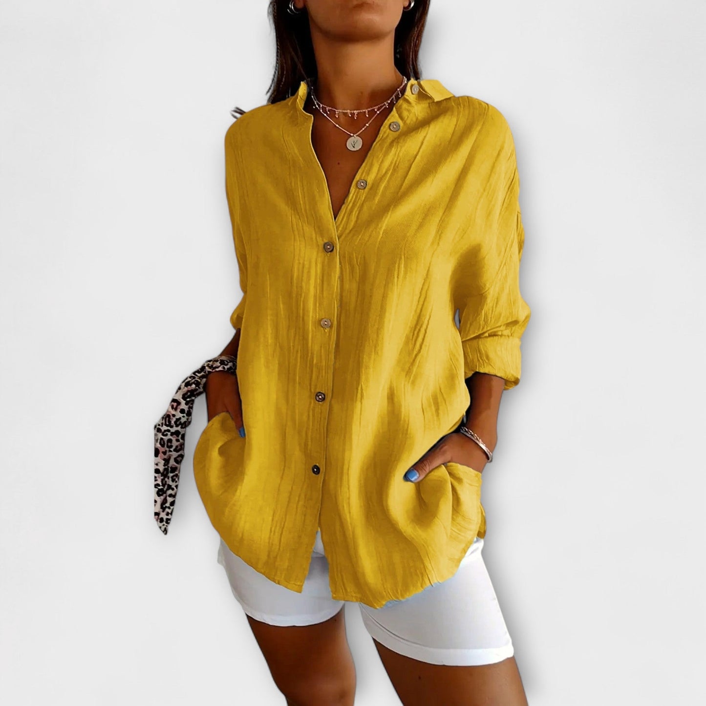 Elegant Saskia Blouse with Pleats for Women