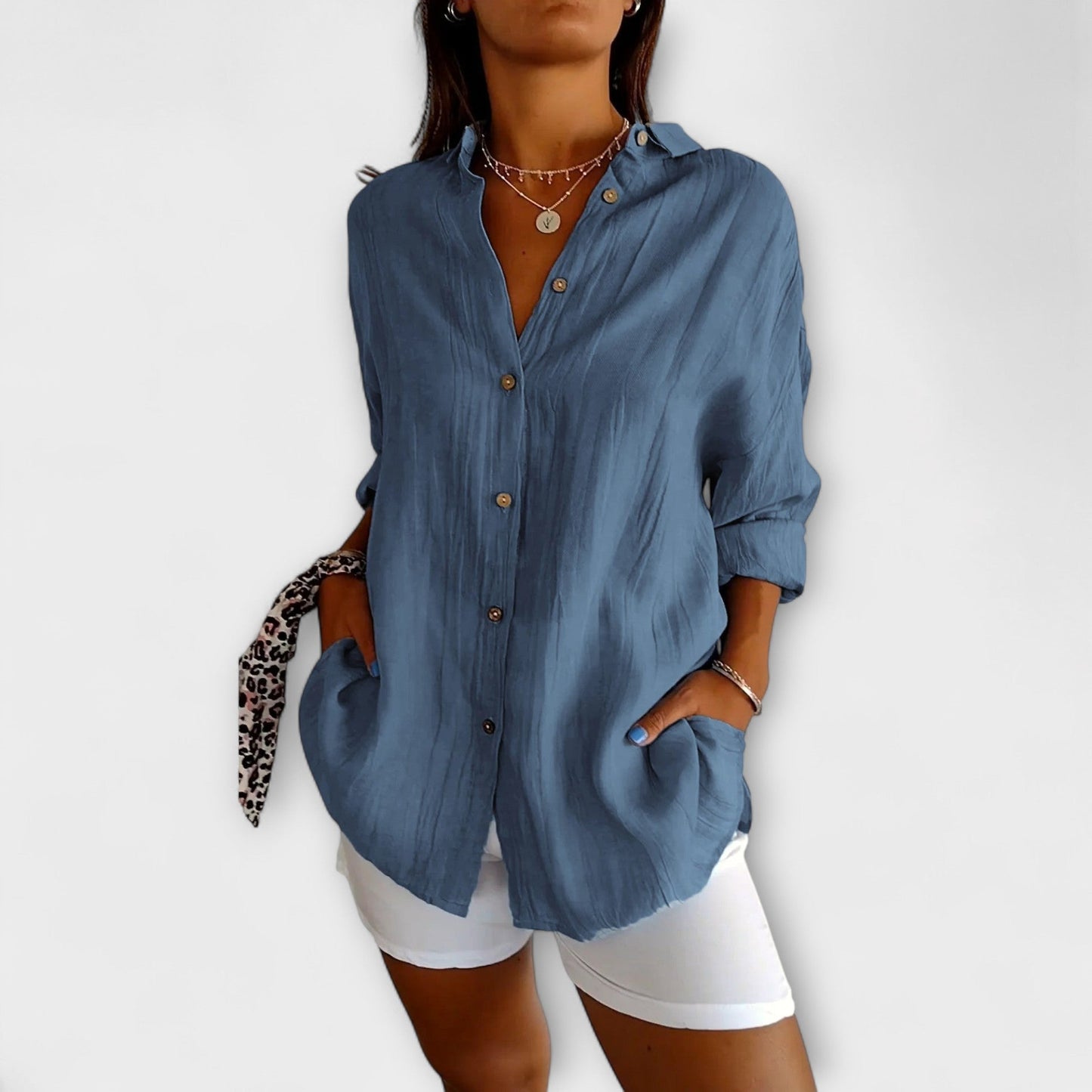 Elegant Saskia Blouse with Pleats for Women