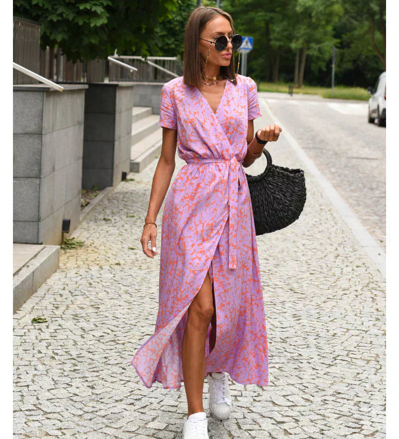 Susan - Elegant Dress with V-Neck