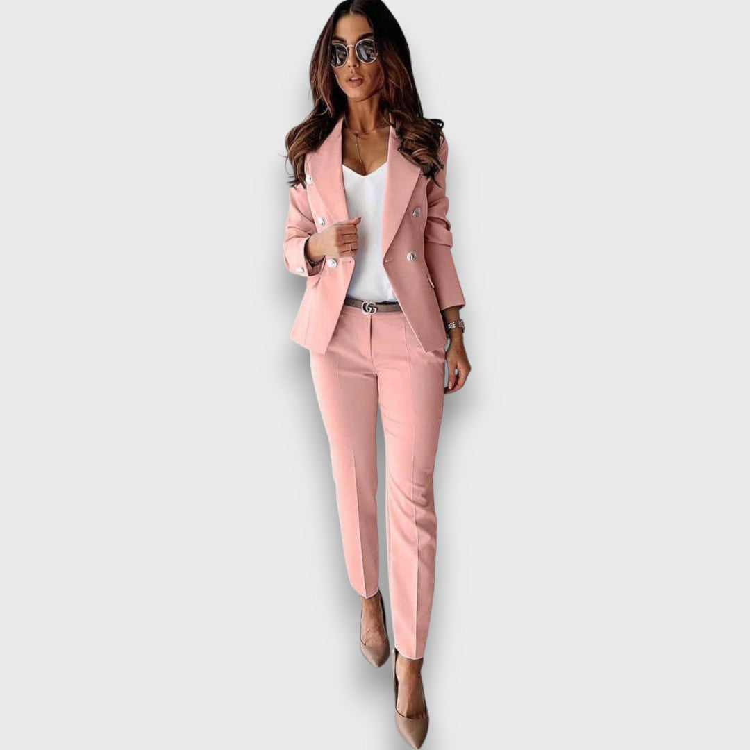 Laura – Blue Suit with a Feminine Line