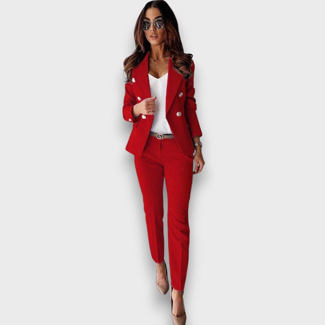 Laura – Blue Suit with a Feminine Line