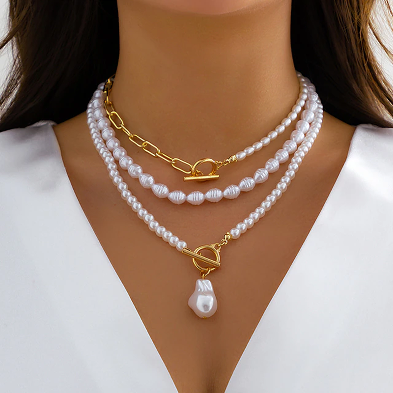 Elegant Multi-Layer Vintage Pearl Necklace