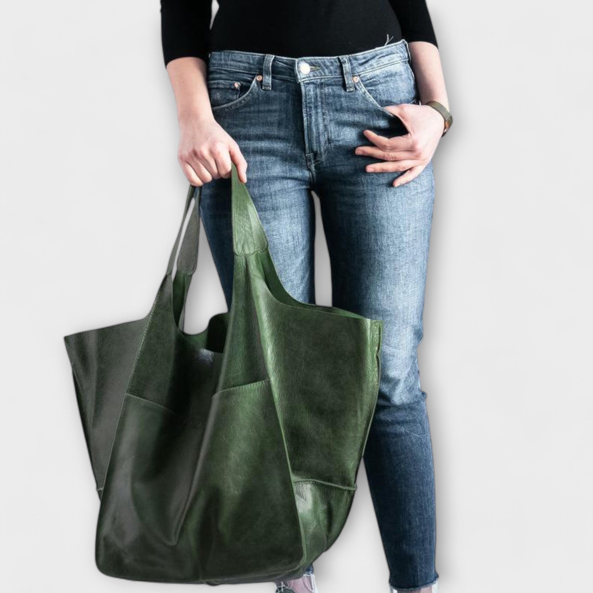 Spacious Weekend Tote Bag