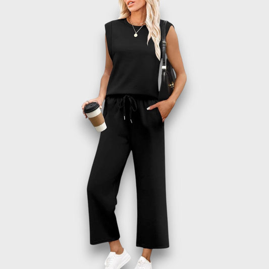 Miria – Two-Piece Set with Urban Scent