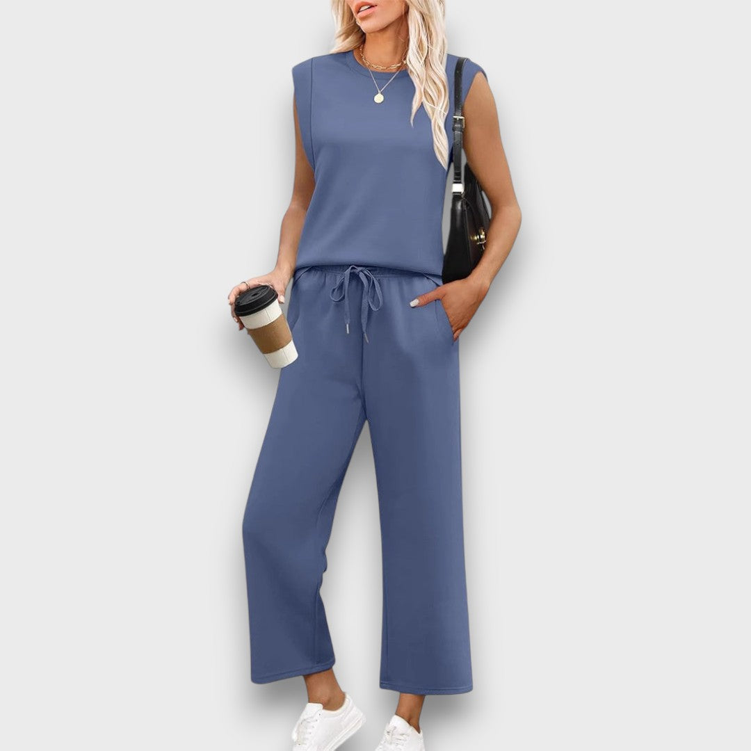 Miria – Two-Piece Set with Urban Scent